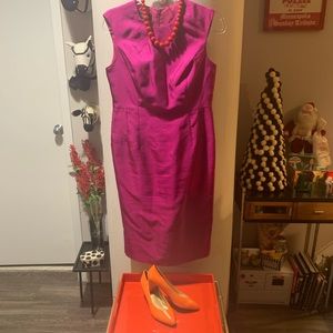 Bright pink Jones New York silk blend sheath pencil dress. Sz 6